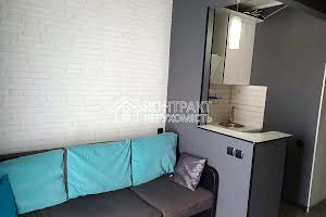 квартира за адресою Добровольців вул., 4