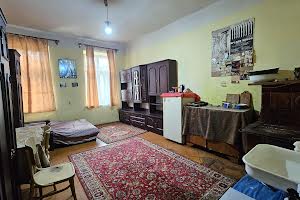квартира за адресою Шептицьких вул., 5