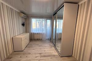 квартира за адресою Космонавтів вул., 24