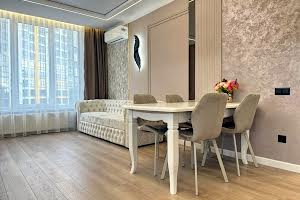 квартира за адресою Микитинецька вул., 2
