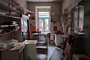 комерційна за адресою Гетьмана Петра Дорошенка вул. (), 16