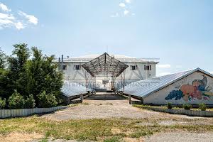 комерційна за адресою Броварський, 1