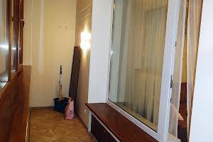 квартира за адресою Таїрова вул., 6