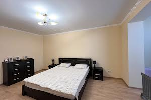 квартира за адресою Товариська вул., 70