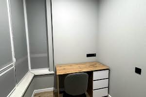 квартира за адресою Домбровського вул., 3