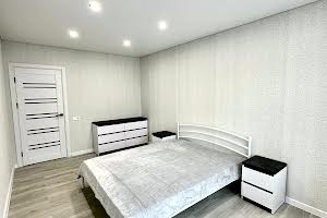квартира за адресою Покровська вул., 90