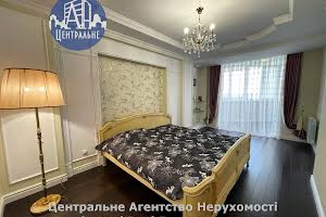 квартира за адресою Героїв Майдану вул. (Червоноармійська), 55