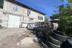коммерческая по адресу Любомирська ул., 4а