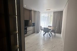 квартира за адресою Степана Бандери вул., 79