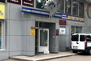 коммерческая по адресу Богдана Хмельницкого просп. (Героев Сталинграда), 38
