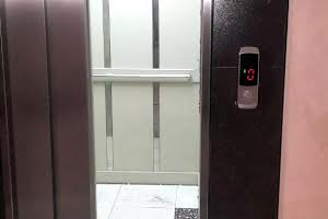 квартира за адресою Сахарова, 36