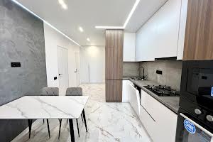 квартира за адресою Юліана Пелеша вул., 3