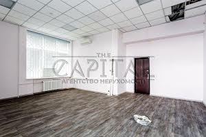 коммерческая по адресу Василя Макуха ул. (Івана Шевцова), 1