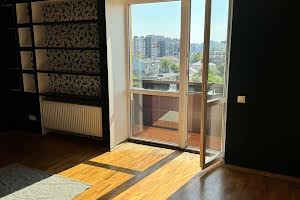 квартира за адресою Залізнична вул., 7б