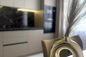 квартира за адресою Перлинна вул., 58