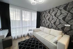 квартира за адресою Романа Левицького вул., 10А
