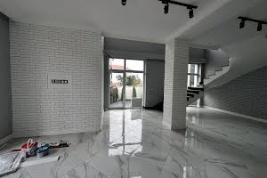 будинок за адресою Коралова вул., 8