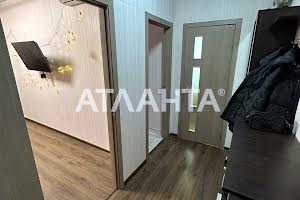 квартира за адресою смт. Авангард, спрейса, 9