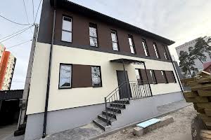 комерційна за адресою Соборна вул., 7