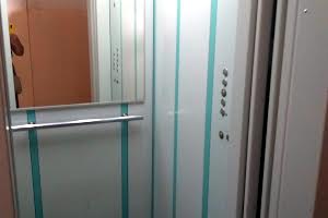 квартира за адресою Академіка Корольова вул., 82