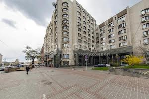комерційна за адресою Хрещатик вул., 4