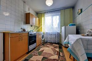 квартира за адресою Електрозаводська вул., 12