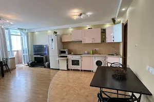 квартира за адресою Літературна вул., 12