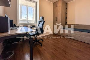 квартира за адресою Центральний бульв., 22а