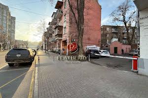 комерційна за адресою Спаська вул., 9/2