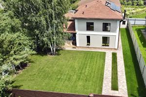 дом по адресу Романтиків
