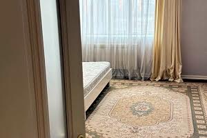 квартира за адресою Тролейбусна вул., 32