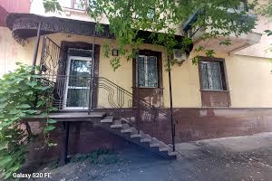 коммерческая по адресу Егорова ул., 3