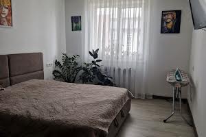 квартира за адресою Івана Сльоти вул., 49