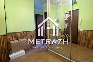 квартира за адресою Польова вул., 8