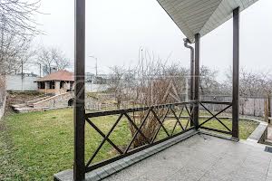дом по адресу вул. Менделєєва, 5