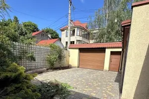 будинок за адресою Полуничний пров., 25