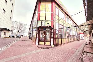 комерційна за адресою Андрія Малишка вул., 5в