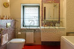 будинок за адресою Богатирська вул.