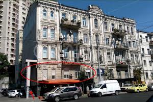 комерційна за адресою Саксаганського вул., 112-А