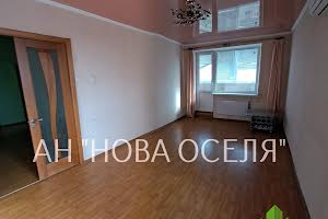 квартира за адресою Генерала Жадова вул., 21