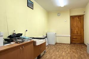 квартира за адресою П'ятницька вул., 70