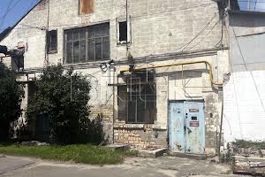 коммерческая по адресу Горького ул., 8