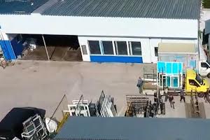 комерційна за адресою Промислова, 10
