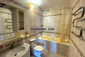 дом по адресу 2-га Садова ул.