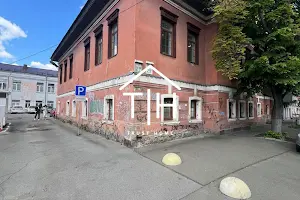 комерційна за адресою Хорива вул., 19