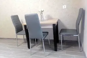 квартира за адресою Домбровського вул., 3б, к.4-7