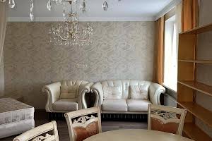 квартира за адресою Водопровідна вул., 16