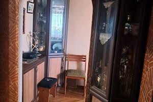 квартира за адресою Героїв Майдану вул. (Театральна), 46