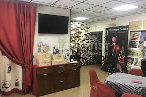 комерційна за адресою В'ячеслава Липинського вул. (Чапаєва), 13
