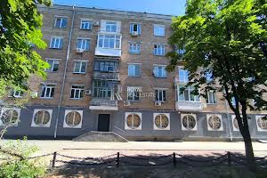 комерційна за адресою Валерія Лобановського просп. (Червонозоряний), 41